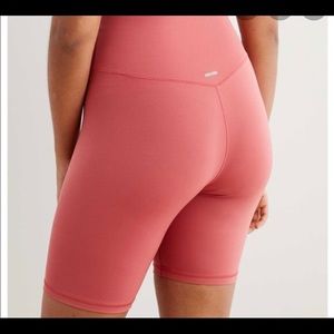 Aerie crossover bike shorts